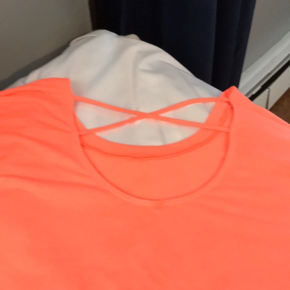 Shirt - Picture 4 of 4